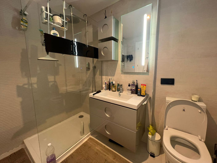 Image No.24-4 Bed Property for sale