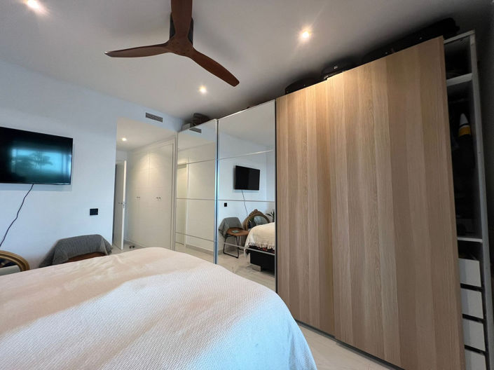 Image No.25-4 Bed Property for sale