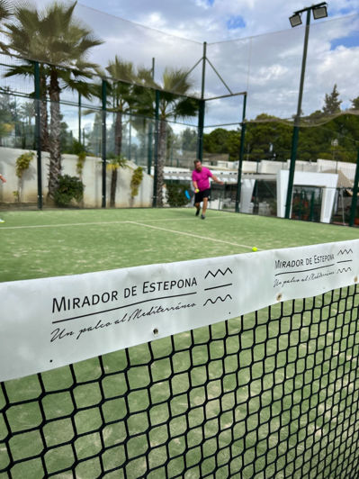 Image No.27-4 Bed Property for sale