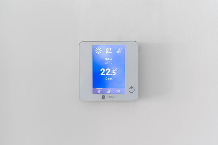 Image No.32-4 Bed Property for sale