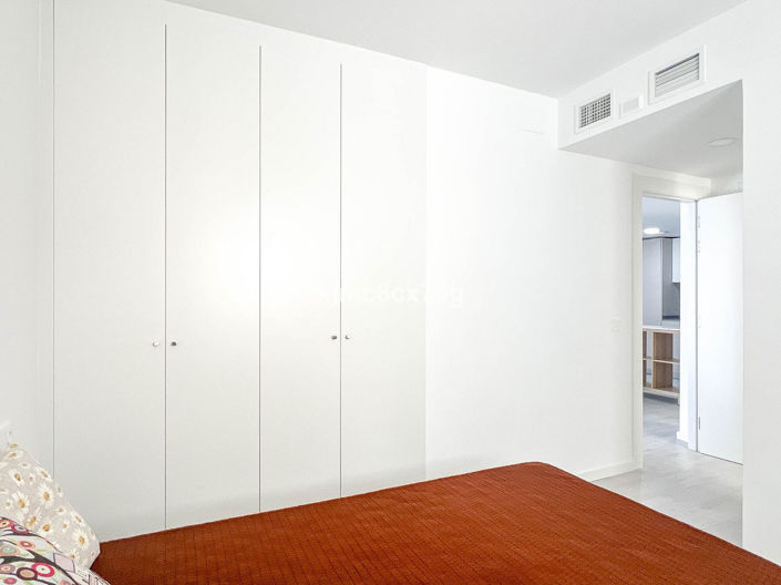 Image No.12-3 Bed Property for sale