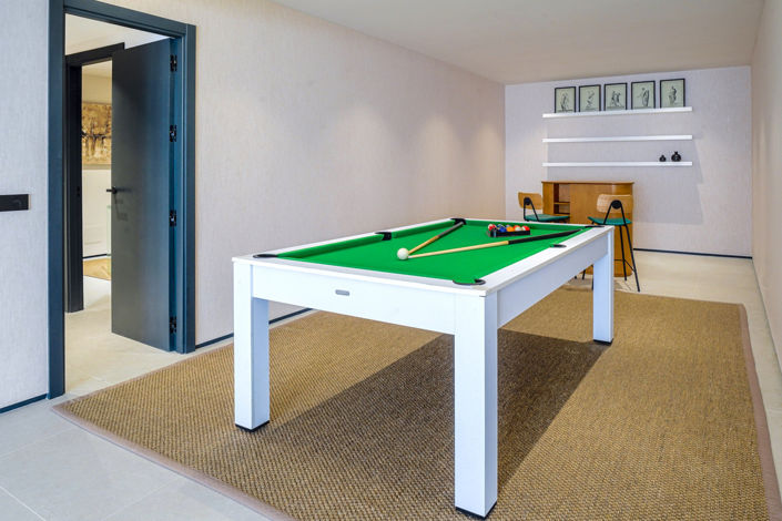 Image No.23-5 Bed Property for sale