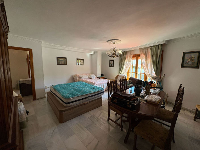 Image No.18-Propriété de 5 chambres à vendre à Estepona