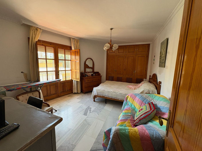 Image No.22-Propriété de 5 chambres à vendre à Estepona