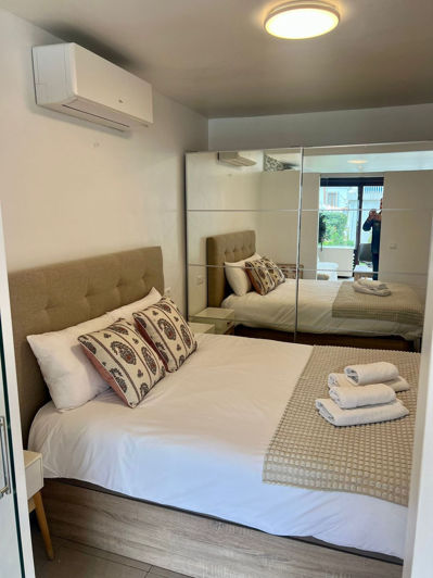 Image No.7-2 Bed Property for sale