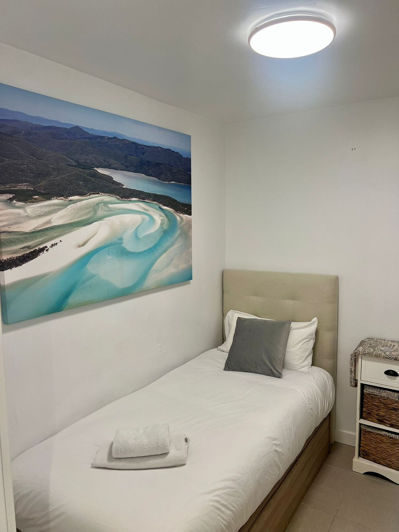 Image No.8-2 Bed Property for sale