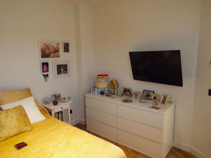 Image No.17-1 Bed Property for sale