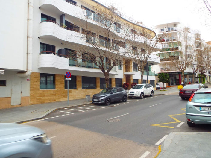 Image No.31-1 Bed Property for sale