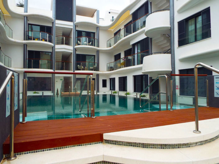 Image No.35-1 Bed Property for sale