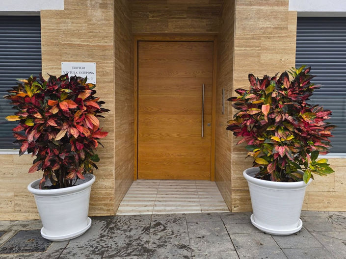 Image No.7-1 Bed Property for sale