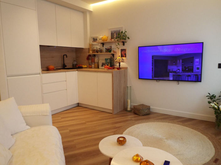 Image No.8-1 Bed Property for sale