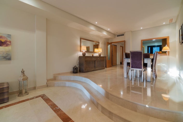 Image No.10-2 Bed Property for sale