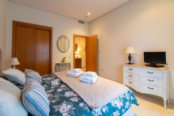 Image No.22-2 Bed Property for sale