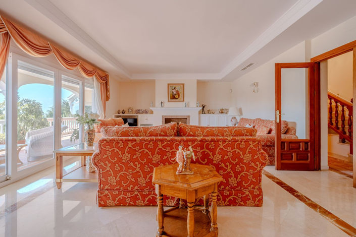 Image No.5-5 Bed Property for sale