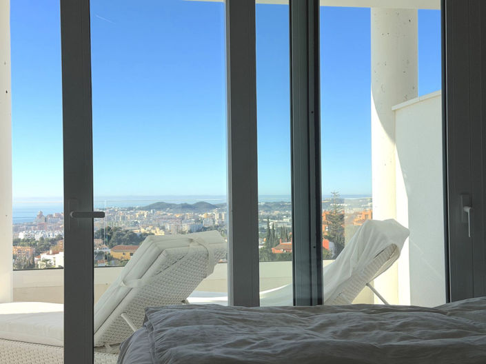 Image No.18-3 Bed Property for sale