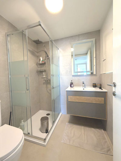 Image No.28-3 Bed Property for sale