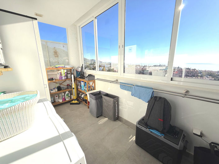 Image No.43-3 Bed Property for sale