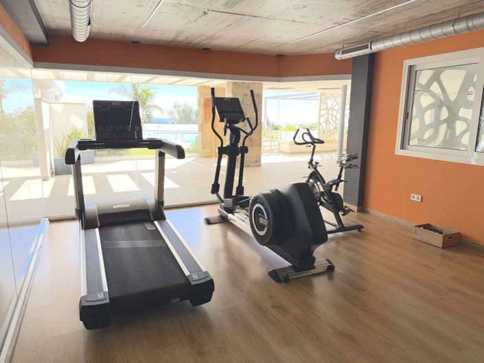 Image No.47-3 Bed Property for sale