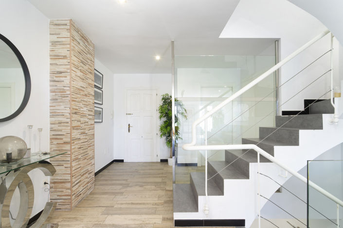 Image No.11-2 Bed Property for sale