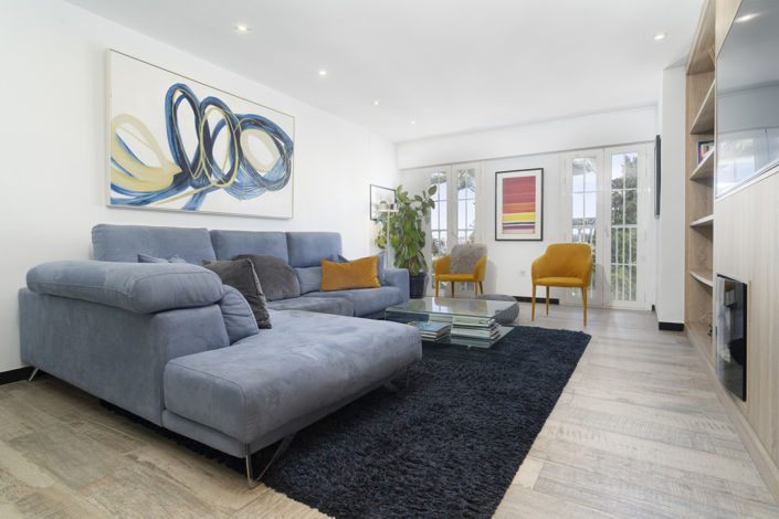 Image No.13-2 Bed Property for sale