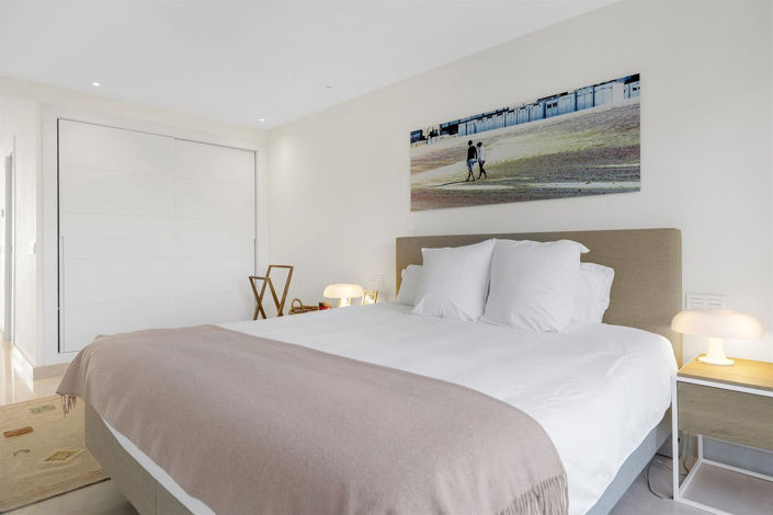 Image No.22-3 Bed Property for sale