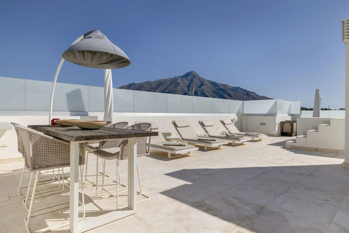 Image No.35-3 Bed Property for sale