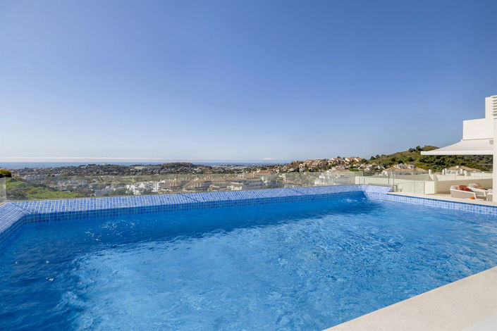 Image No.42-3 Bed Property for sale