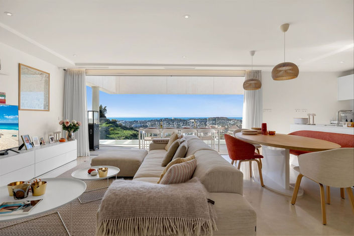 Image No.7-3 Bed Property for sale