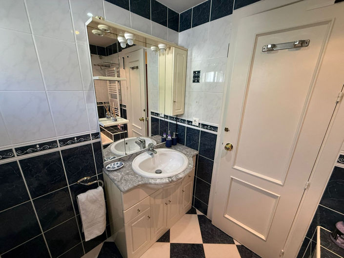 Image No.25-Propriété de 2 chambres à vendre à Marbella