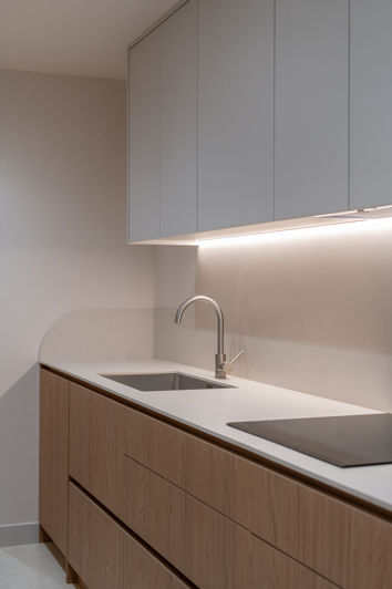 Image No.14-3 Bed Property for sale