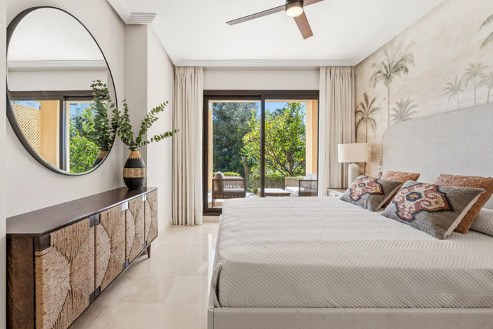 Image No.16-3 Bed Property for sale