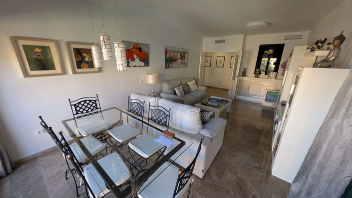 Image No.12-2 Bed Property for sale