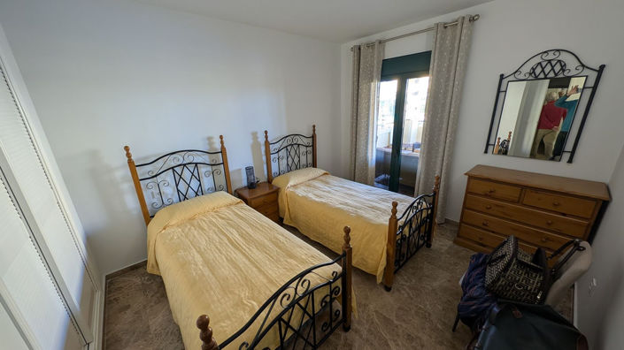 Image No.14-2 Bed Property for sale