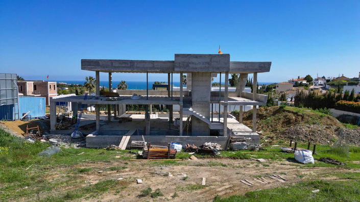 Image No.18-4 Bed Property for sale