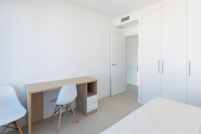 Image No.41-4 Bed Property for sale