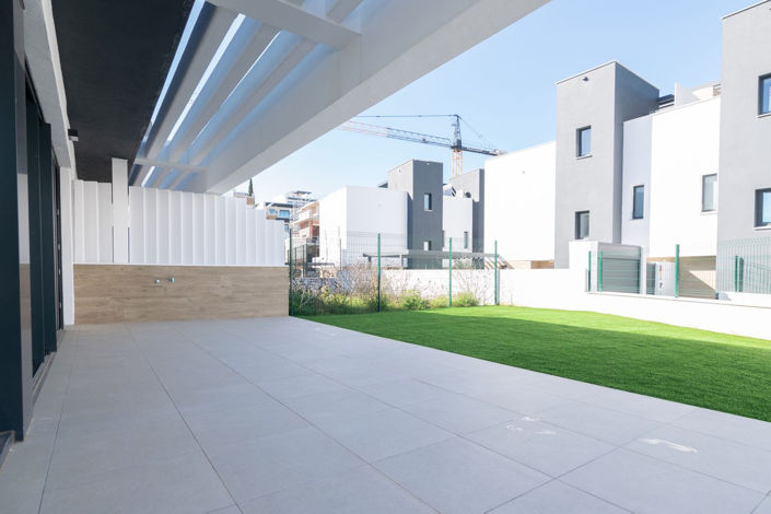 Image No.43-4 Bed Property for sale