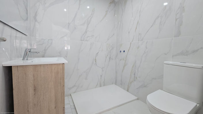 Image No.20-8 Bed Property for sale