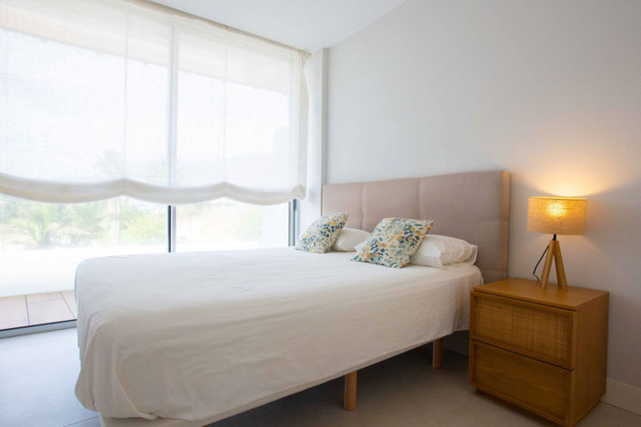 Image No.15-3 Bed Property for sale