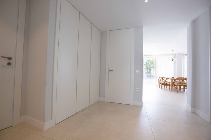 Image No.19-3 Bed Property for sale