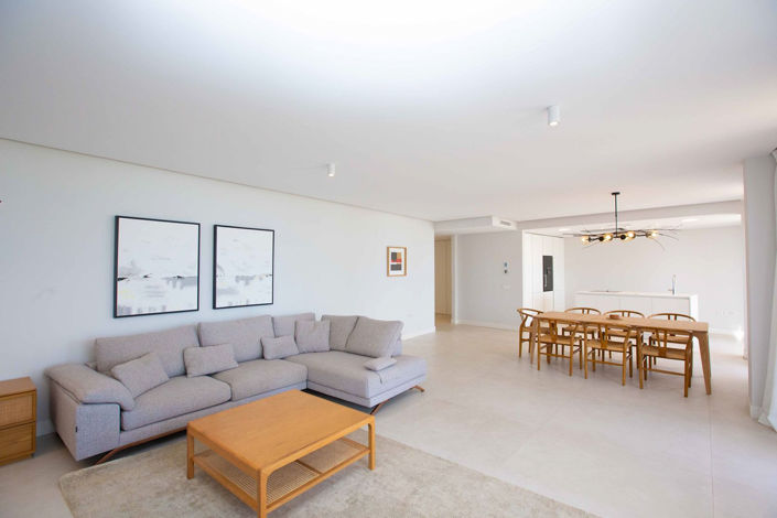 Image No.5-3 Bed Property for sale