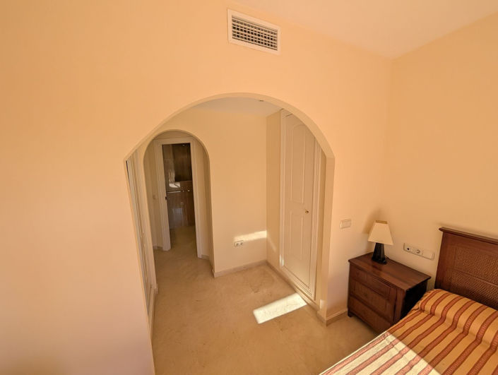 Image No.17-3 Bed Property for sale