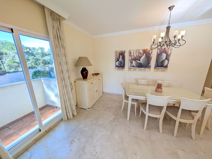 Image No.26-3 Bed Property for sale