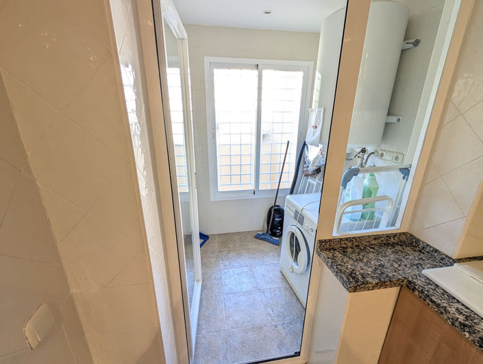 Image No.29-3 Bed Property for sale