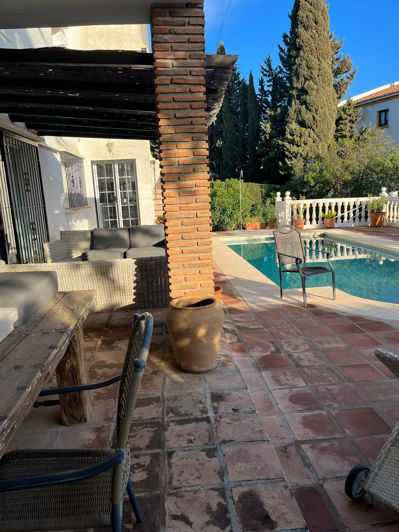 Image No.34-4 Bed Property for sale