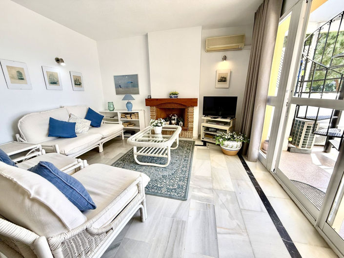 Image No.11-3 Bed Property for sale