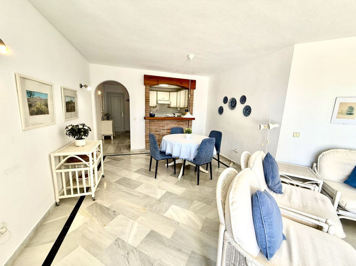 Image No.12-3 Bed Property for sale