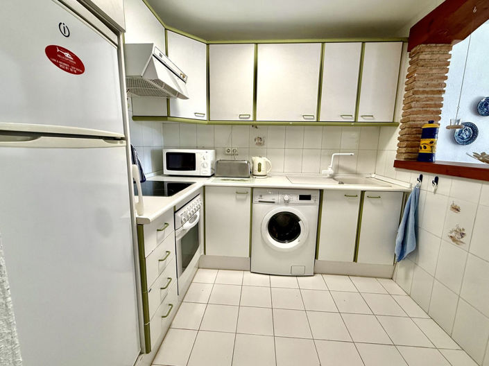 Image No.14-3 Bed Property for sale