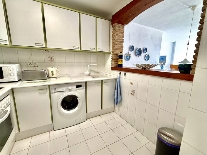 Image No.15-3 Bed Property for sale