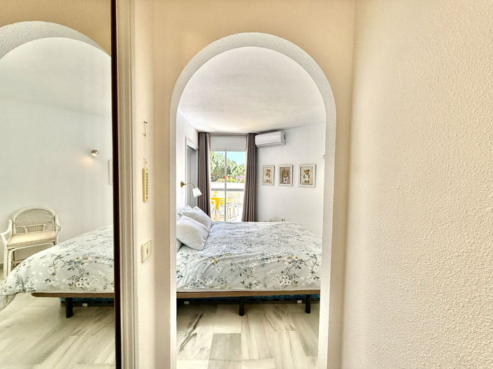 Image No.16-3 Bed Property for sale