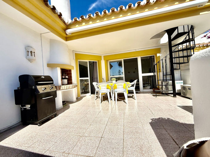 Image No.9-3 Bed Property for sale